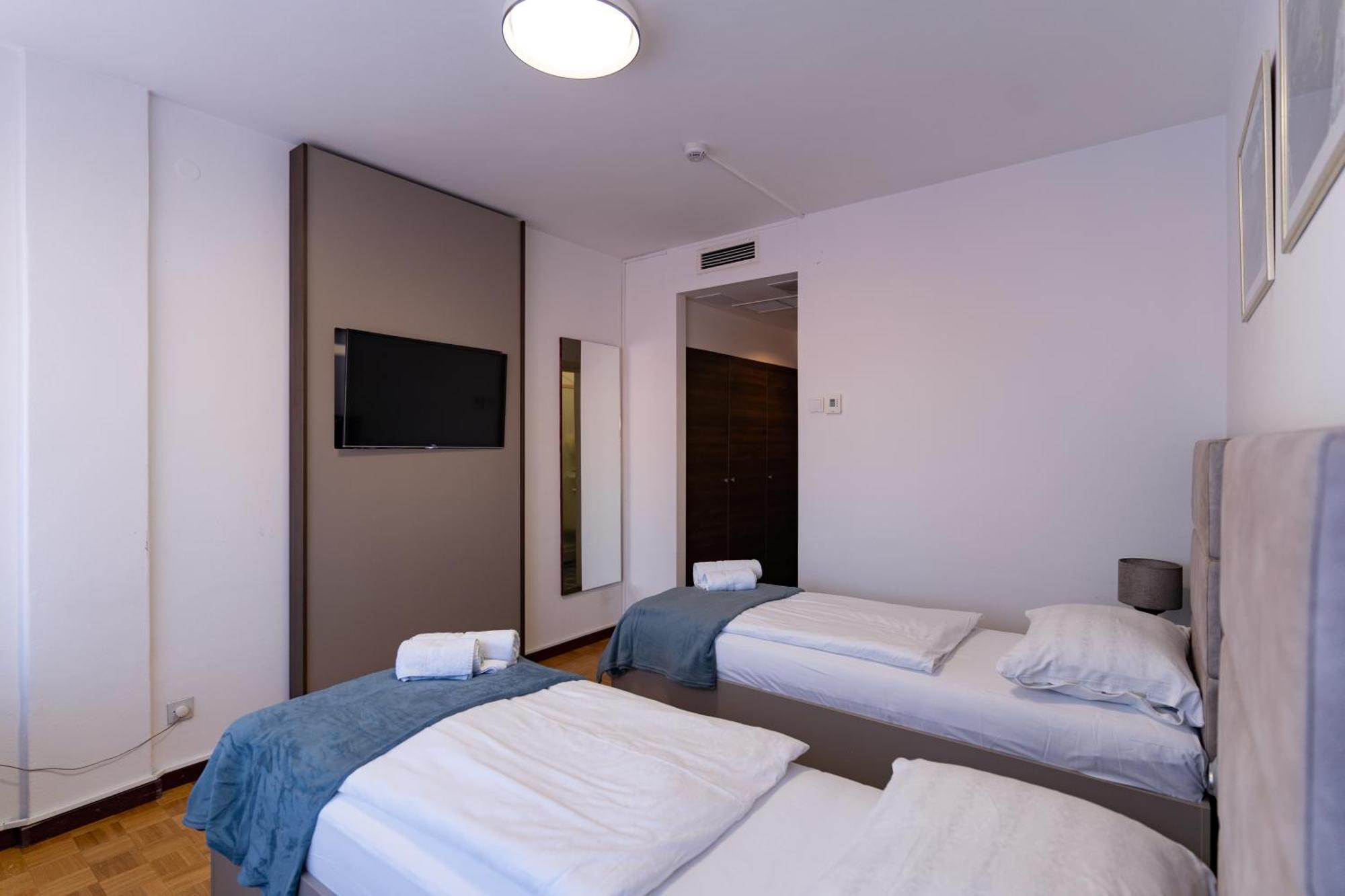 Artearia Hotel Bjelovar Exterior foto